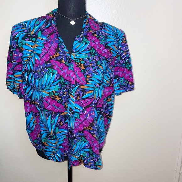 Vintage floral button down - Picture 2 of 8